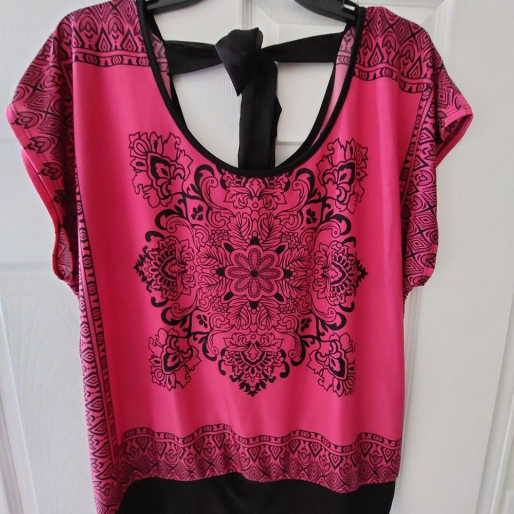 Women's Pink & Black Tie Back Handkerchief Top~ Sz 1X.